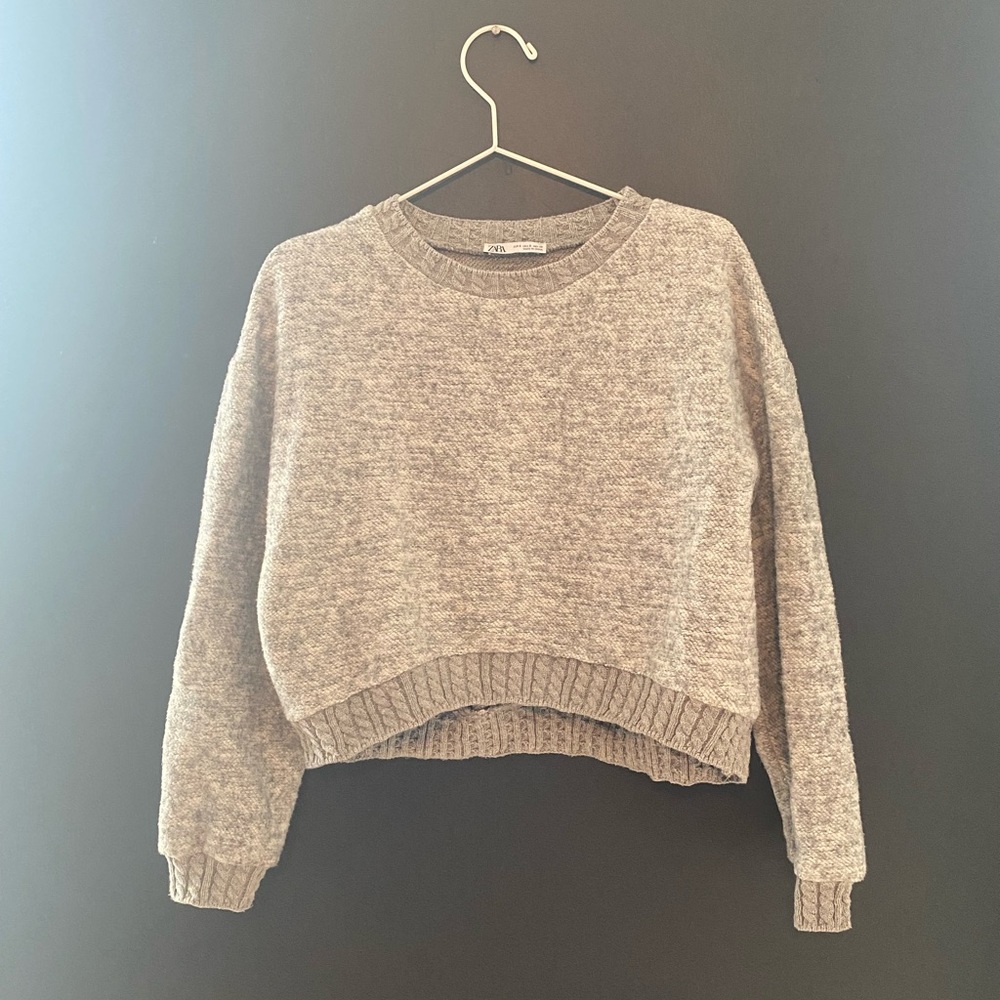Zara cropped sweater // Size S // Heather grey